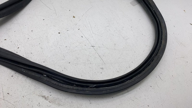 ⭕ 14-21 Maserati Ghibli Rear Trunk Deck Lid Body Weatherstrip Gasket Rubber Seal