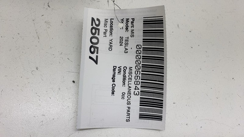 1867539-20-E ⭕ 24-25 Tesla Model 3 Driver Side C-Pillar Trim Cover Assembly Left 1867539-20-E