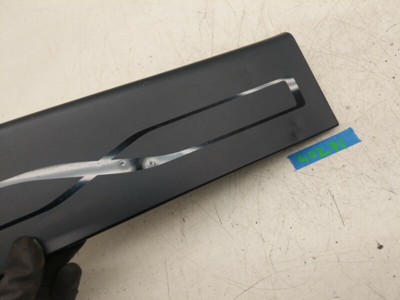 1053195-00-F 2016 2017 2018 2019 2020 Tesla Model X MX Front Right Door Welcome Sill Plate RH
