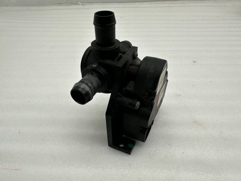 6007384 00 B 2012-2020 Tesla Model S MS Water Pump Cooling System Electric Motor Assembly OEM