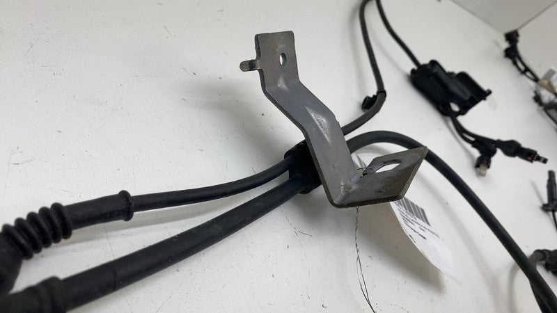 PT00052788 C ⭕ 22-24 Rivian R1T Reat Brake Caliper Cable ABS Wheel Speed Sensor PT00052788-C