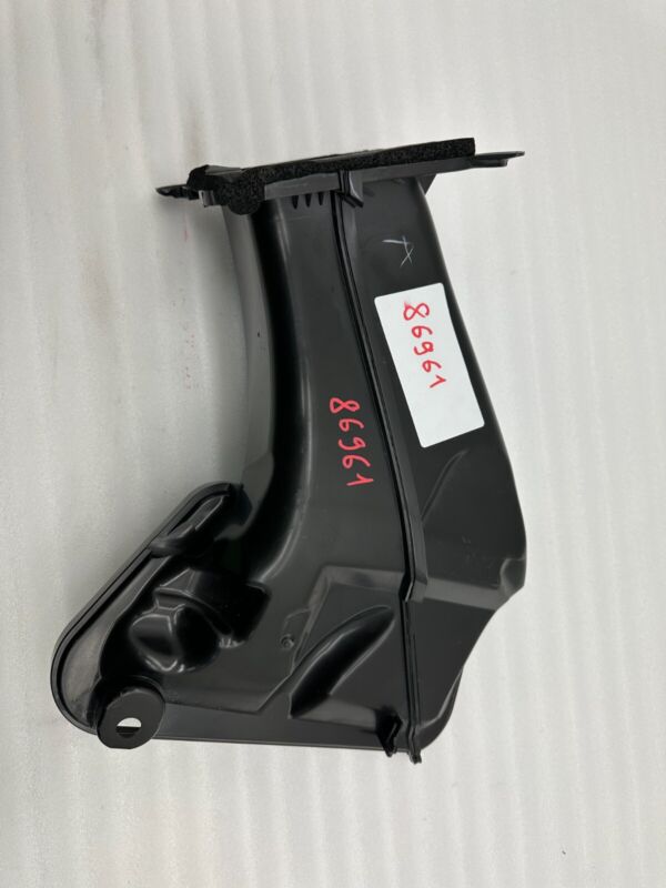 149913700D 2020-2023 Tesla Model Y MY Front HEPA Cabin HVAC Air Intake Outlet Duct Assembly