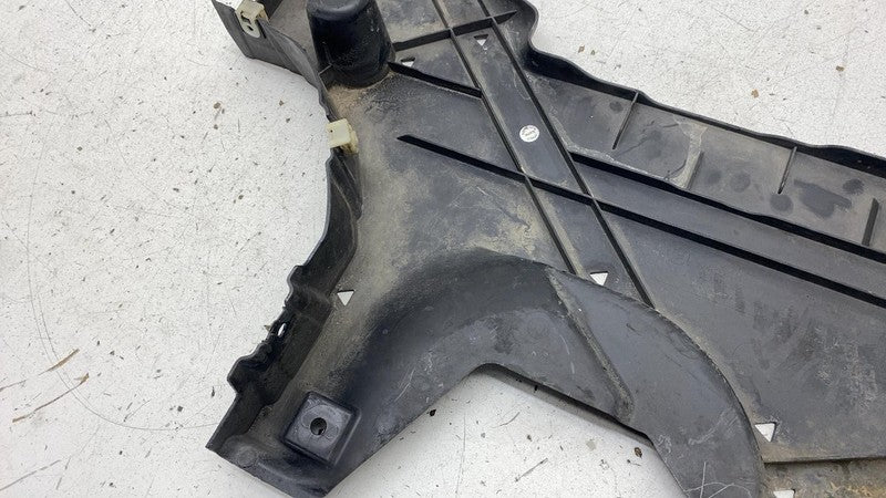 7351450 2018-2020 BMW 530e G30 Passenger Side Under Body Shield Panel Liner Right RH OEM