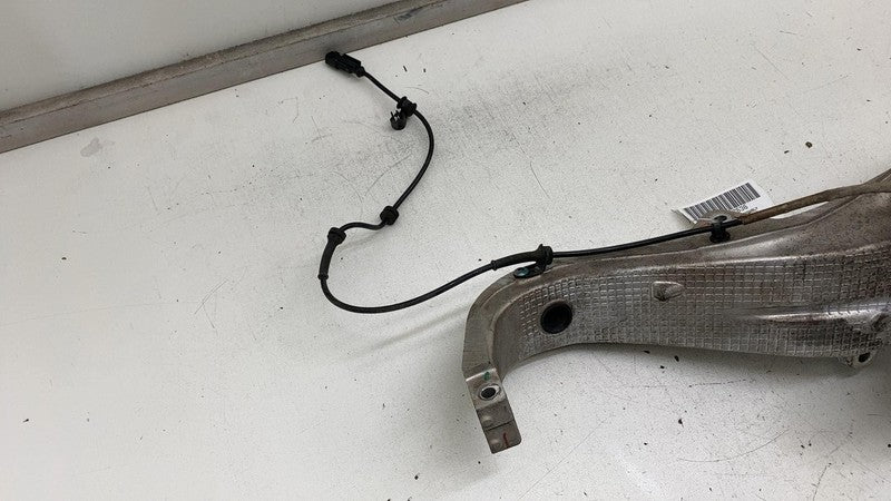 600701800C 12-15 Model S Front Right Spindle Knuckle w/ Wheel Hub & Sensor RWD 6007018-00-C