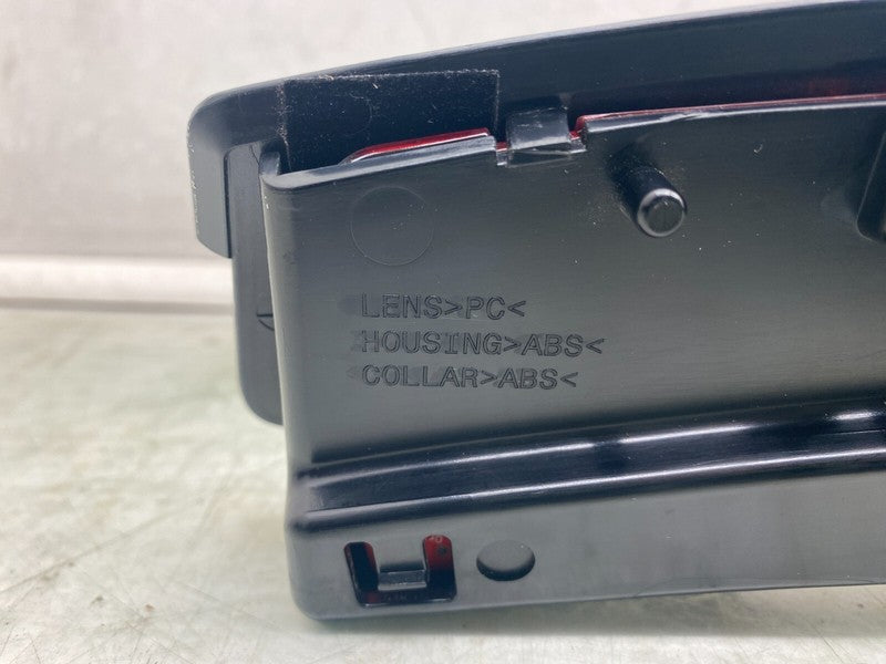 1077405 00 F ⭕ 17-23 Model 3 Rear Package Tray Lamp Inner 3rd Brake Stop Light 1077405-00-F