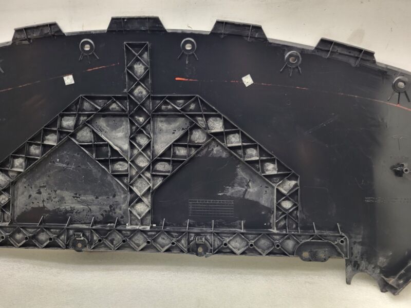 108417400D 2017-2023 Tesla Model 3 M3 Front Bumper Lower Valance Under Tray Diffuser Shield