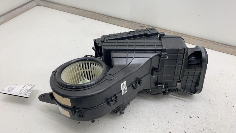 PT00014242 2022 2023 2024 Rivian R1S Rear HVAC Climate Heater Box Housing w/ Blower Motor