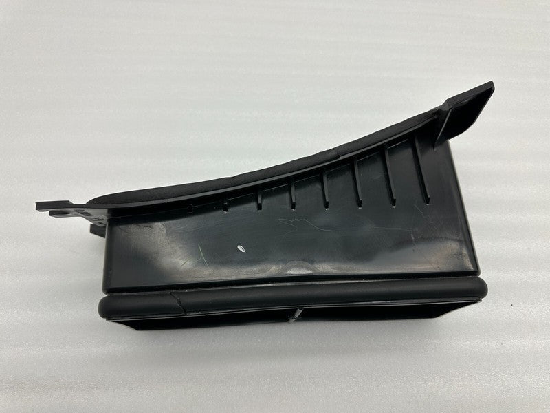 104621100E 2016-2020 Tesla Model S X Air Conditioning HVAC Intake Duct Adapter Housing Assy