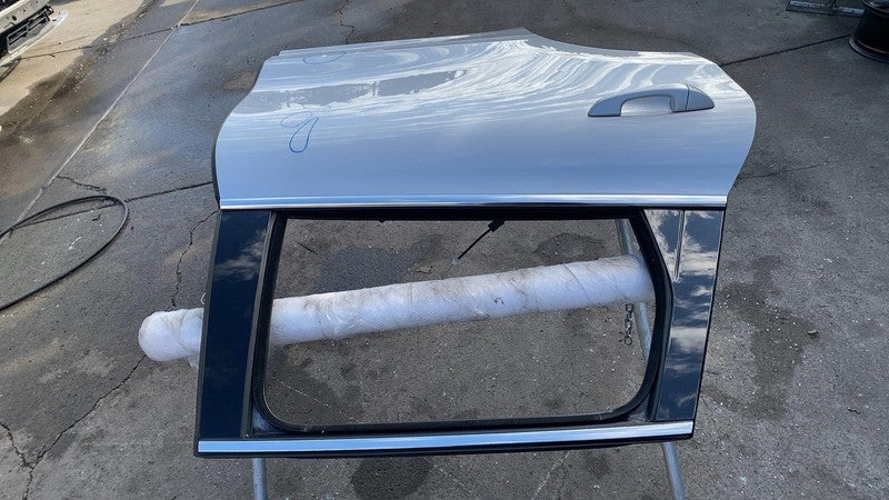 2011-2018 Porsche Cayenne Rear Passenger Side Door Shell Panel Right Silver LX7W