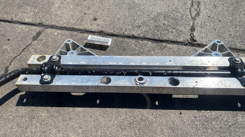 68223606AC ⭕ 17-25 Chrysler Pacifica Front Subframe Bracket with Stabilizer Bar 68223606AC