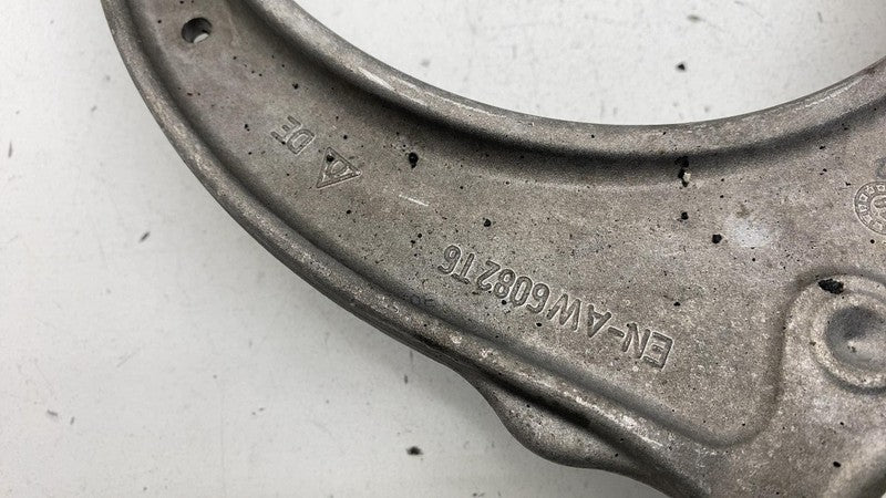 2018-2020 BMW 530e Front Left Spindle Knuckle w/ Upper & Lower Control