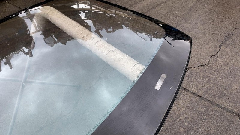 102163401D 2012-2015 Tesla Model S MS Front Windshield Heated Wiper Area (No Auto Pilot)