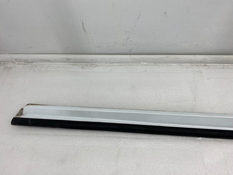 101221700F 12-23 Model S Right Rocker Panel Scuff Plate Molding w/ Rubber Seal 1012217-00-F