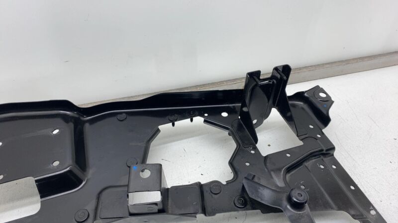 Does not apply 2022 2023 2024 Chrysler Pacifica Battery Charger Bracket