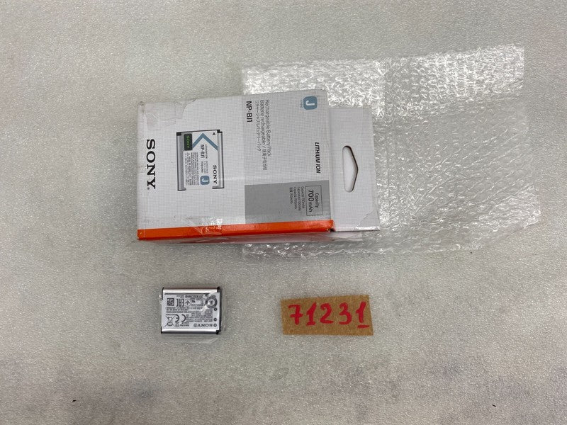 ⭕ Sony NP-BJ1 700mAh Li-ion Battery Pack 3.7V 2.6Wh ZU10192-16011 / 20190922WAB