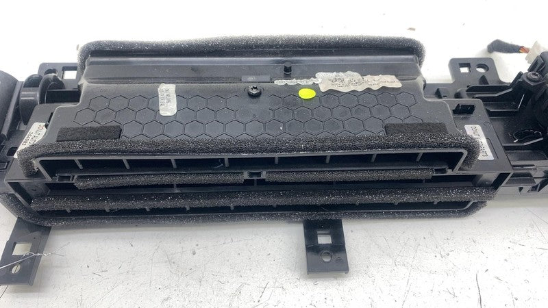 ⭕2024 2025 Tesla Model 3 Driver Side Instrument Panel Air Vent Left 17