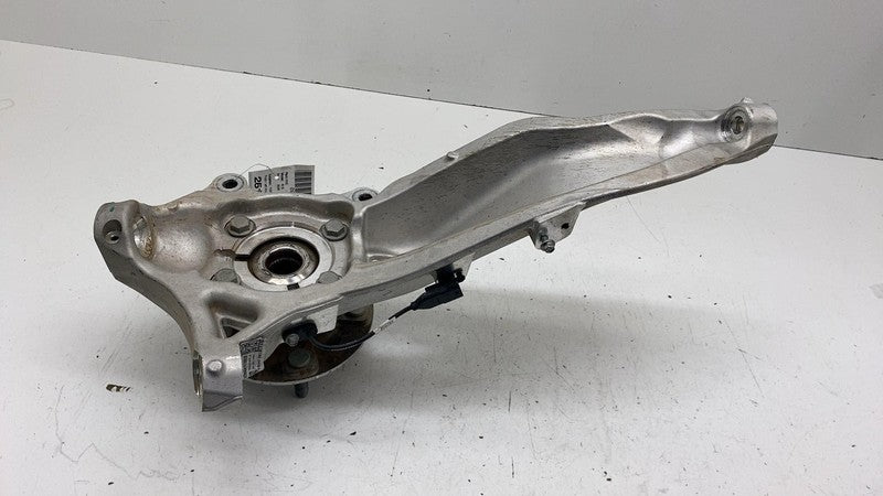 PT01271576-C ⭕ 2025 Rivian R1S Front Driver Side Spindle Knuckle & Hub Left LH PT01271576-C