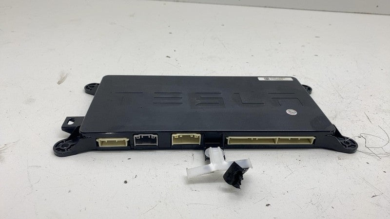 ⭕ 16-20 Model X Rear Body Chassis Control Module BCM Computer TSTD 104