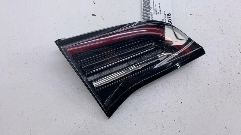 ⭕ 2017-2023 Tesla Model 3 Rear Left Outer Exterior Taillight Tail Lamp 3-Pin Red