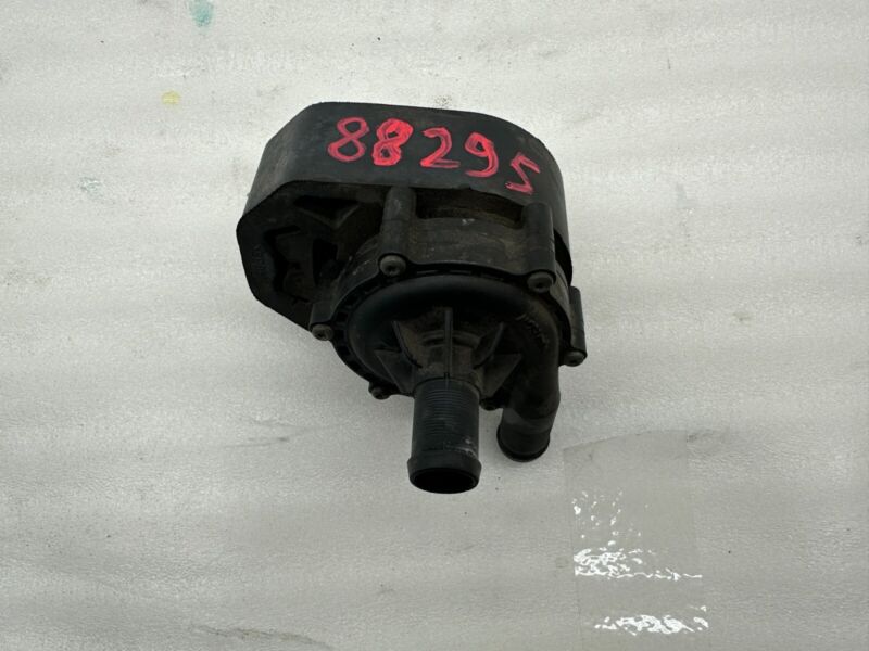 Does Not Apply 2012-2015 Tesla Model S MS Auxiliary Water Coolant Battery Cooling Pump Assembly