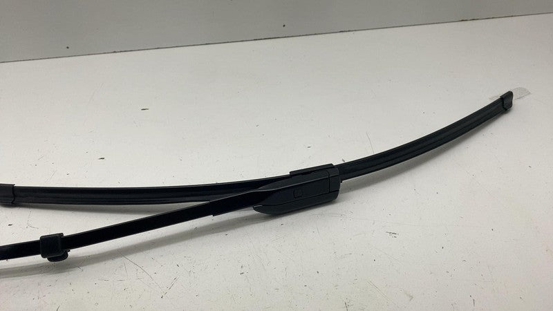 187848900A ⭕ 24-25 Model 3 Front Driver Side Windshield Wiper Arm & Blade Left 1878489-00-A