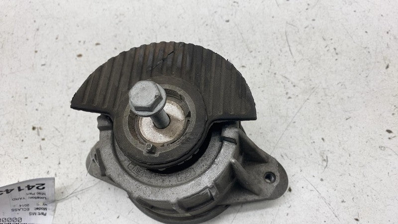 A 204 240 43 17 ⭕ 2012-2016 Mercedes E-Class Left or Right Engine Mount Insert A2042404317 OEM