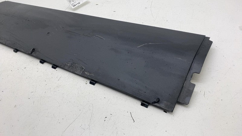 PT00742033A ⭕ 2025 Rivian R1S Passenger Side Rocker Molding Cover Panel Right PT00742033-A