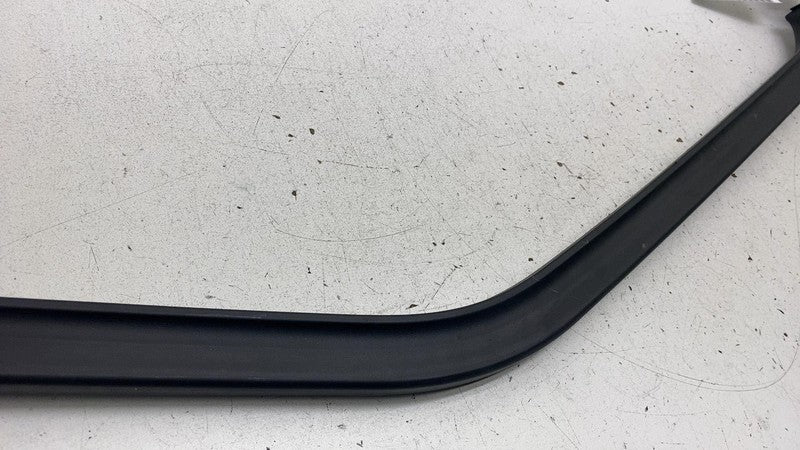 PT00001182G ⭕ 2022-2024 Rivian R1T Front Right Side Door Interior Garnish Trim PT00001182-G