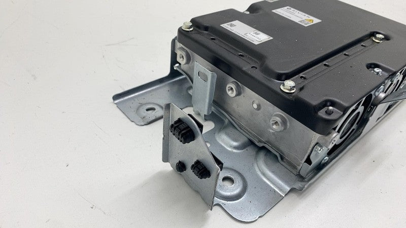 PT00000554 ⭕ 2022-2025 Rivian R1S Power Converter Inverter Control Module Unit PT00000554