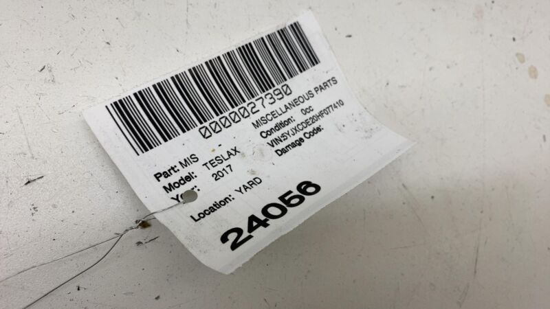 1045490 00 G 2016-2020 Tesla Model X Rear Driver Side Door Controller Unit Module TSTD Left