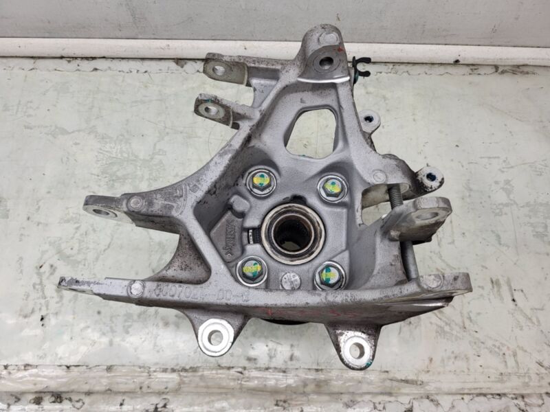 6007024 00 B 2012-2015 Tesla Model S Rear Passenger Spindle Knuckle w/ Wheel Hub Right RH RWD