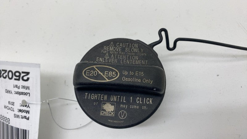 ⭕ 2018-2022 Toyota C-HR Camry Corolla Gas Fuel Tank Cap Cover w/ Tether Assembly