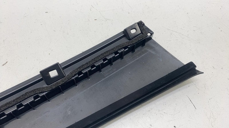 31672583 ⭕ 21-23 Polestar 2 Rear Right Exterior B-Pillar Applique Trim Molding 31672583
