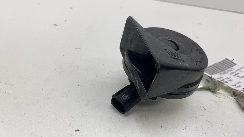 E3 007042 ⭕ 2022-2024 Mercedes-Benz EQS 450+ V297 FIAMM High & Low Pitch Tone Horn Signal