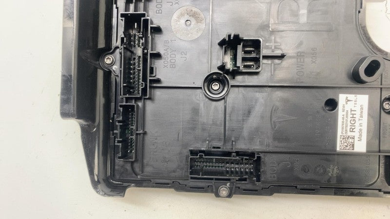 ⭕ 20-23 Model Y Front Right Body Controller ECU (5-Seat Type) Gen 3 16