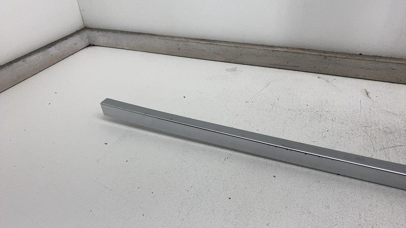 2022 2023 2024 Rivian R1S Front Driver Side Upper Window Molding Trim