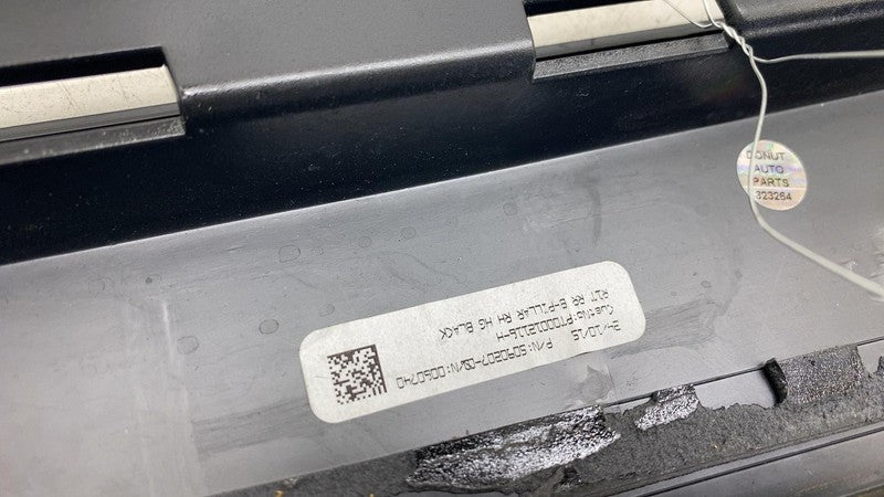 PT00012116-H ⭕ 2022-2025 Rivian R1S Rear Right Side Door Moulding Trim Panel RH PT00012116-H