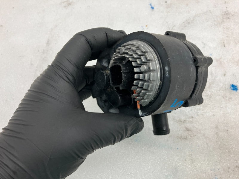 ⭕ 2012-2015 Tesla Model S MS Cooling System Pump Motor Inverter Coolant Assembly