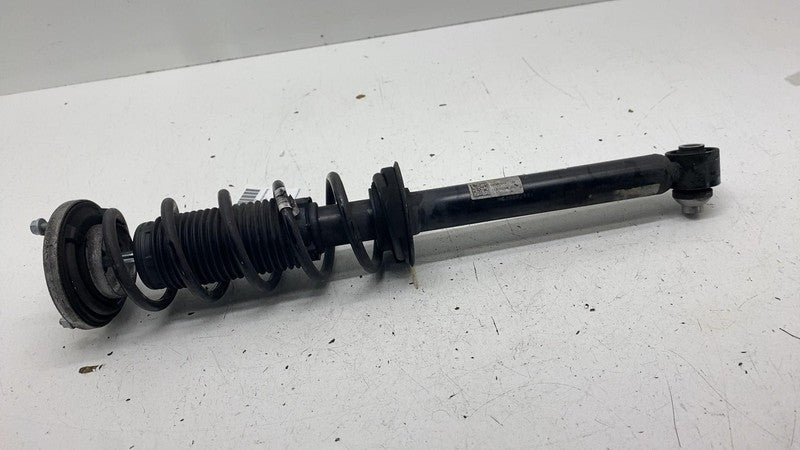 ⭕2017-2020 BMW 540i Rear Right Shock Strut Absorber w/ Coil Spring OEM