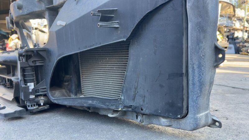 2012-2015 Tesla Model S MS Radiator Carrier Core Support Condenser Reinforcement