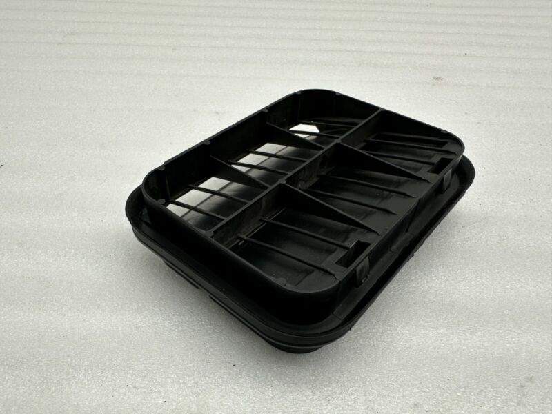 2F2A B280B62 AB 2012-2020 Tesla Model S Rear Quarter Panel Rubber Flap Extractor Air Vent Grille