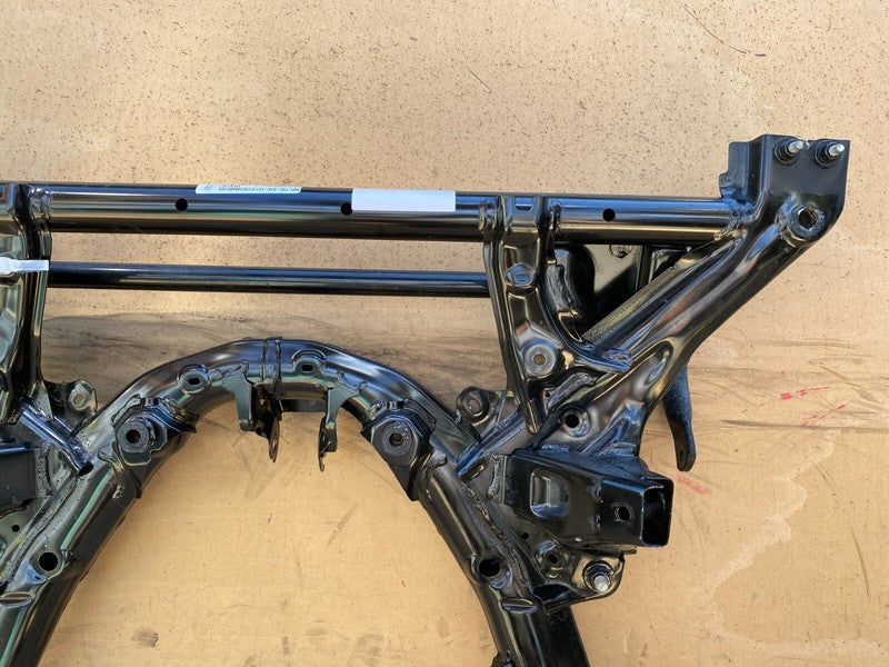 104453100B 20-23 Model Y Front Subframe Crossmember Cradle + Stabilizer Stabar 1044531-00-B