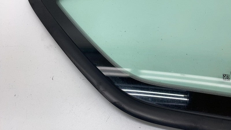 DM51-R29750-AA 2013-2018 Ford C-Max Rear Passenger Side Corner Quarter QTR Window Glass Right
