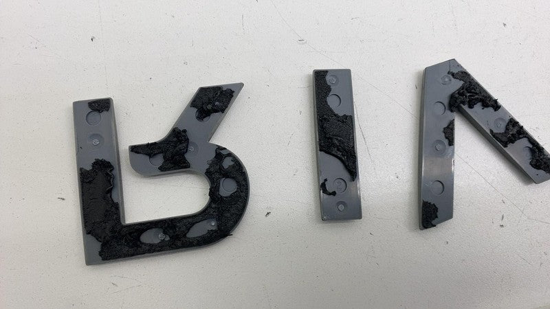 ⭕ 2025 Rivian R1S Nameplate Emblem Trim Badges Applique Letters (SET)