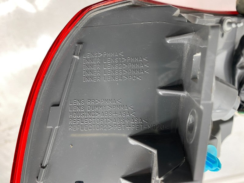 ⭕2014 2015 2016 2017 Infiniti Q50 Rear Left Taillight Outer Tail Lamp On Quarter