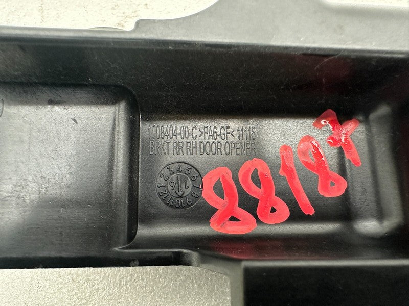 1008404 00 C ⭕ 2012-2020 Tesla Model S Rear Side Door Opener Mount Bracket Right 1008404-00-C