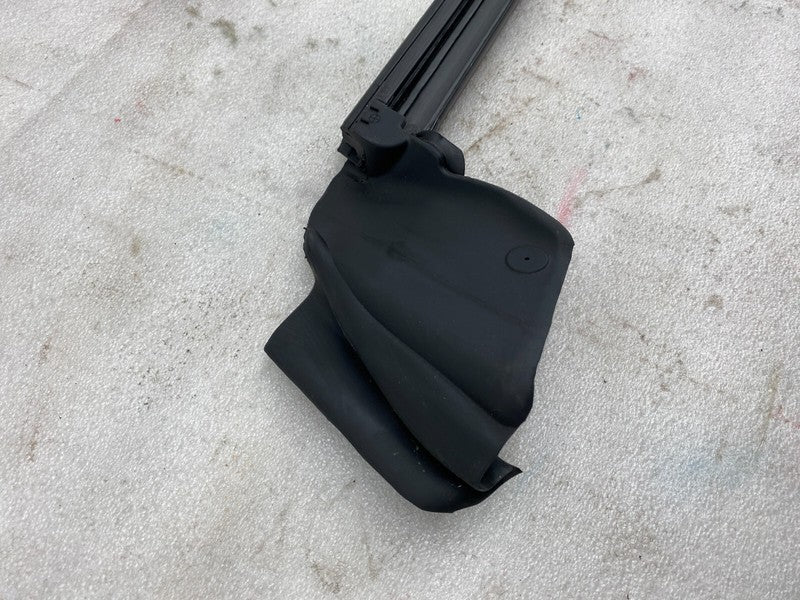 1500065 00 C ⭕ 2020-2024 Model Y Rear Right Door Inner Belt Rubber Seal Molding 1500065-00-C