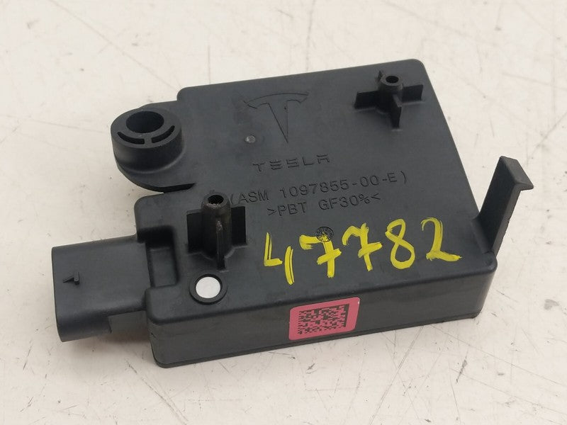 1097855 00 E ⭕ 2017-2022 Model 3 M3 Rear Bumper BCM Body Control Module Computer 1097855-00-E