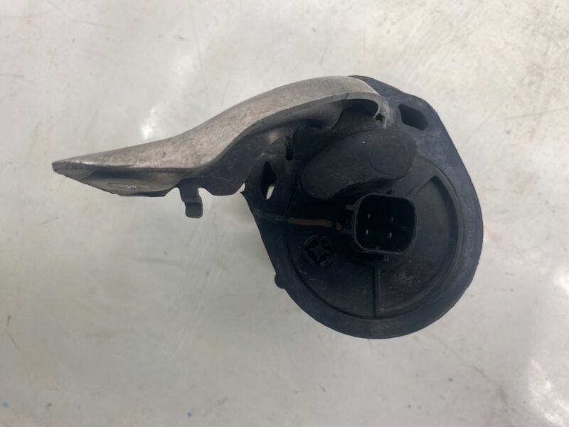 Does Not Apply 2016-2020 Tesla Model X MX Auxiliary Coolant Water Cooling Pump w/ Bracket Assy