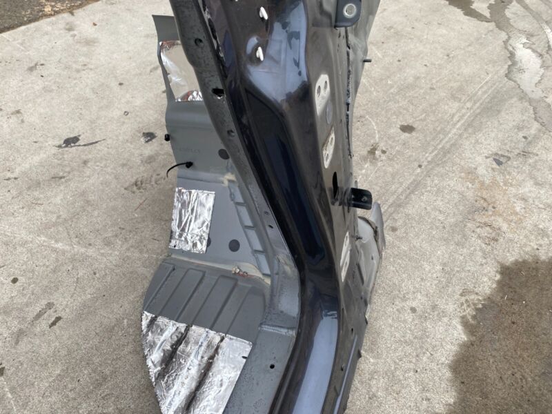 1022589 01 J 2016-2020 Tesla Model S Front Right Body Quarter Panel Fender Apron Frame CutOut